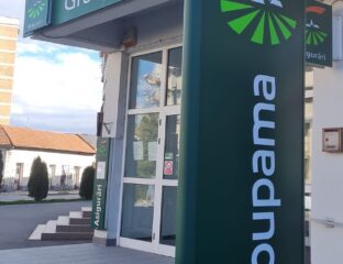 Totemuri Publicitare