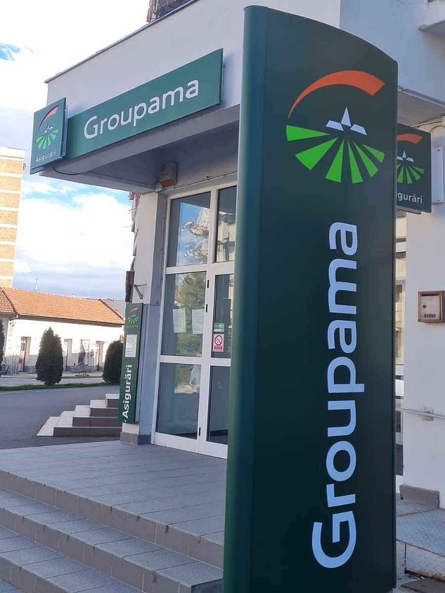 Totemuri Publicitare